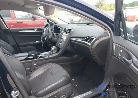 2014 Ford Fusion Titanium z USA, uszkodzony, nr VIN 3FA6P0K95ER281792